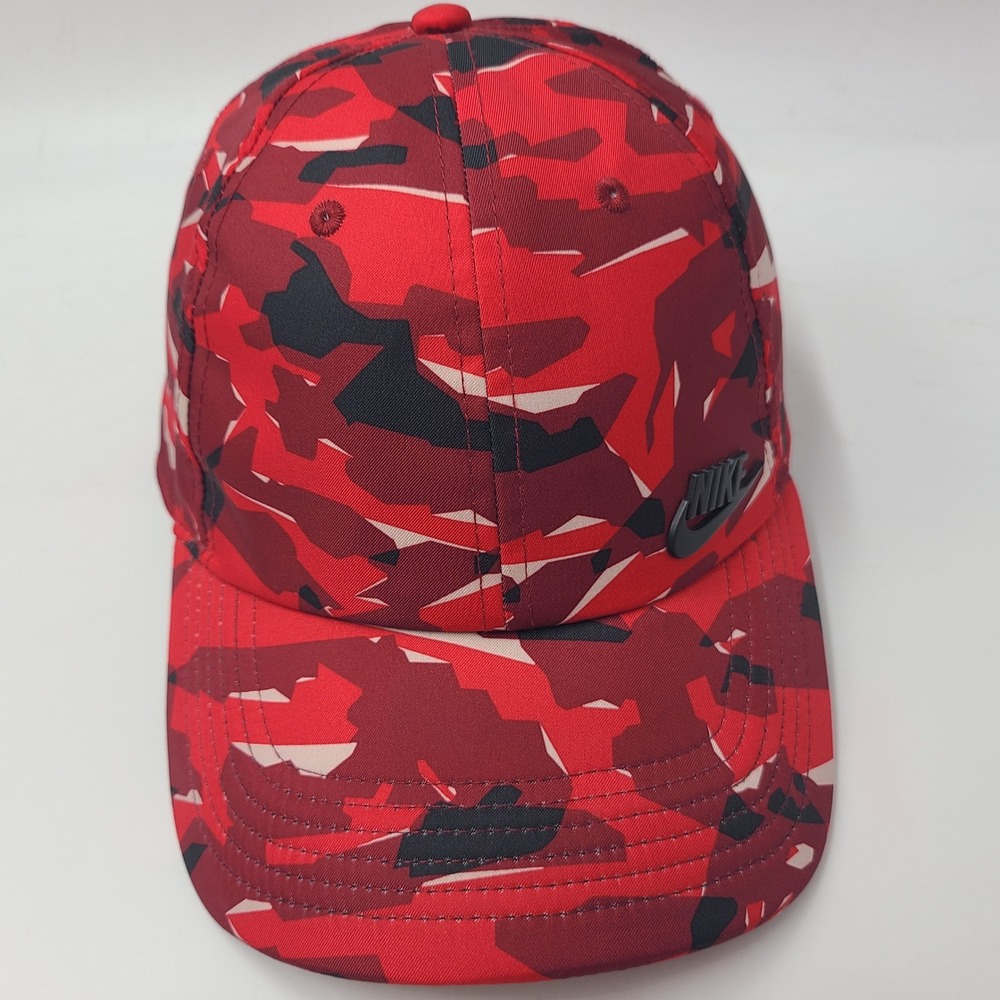 Nike Hat Strapback Red Black White Camo Heritage86 Swoosh Logo All Over Print